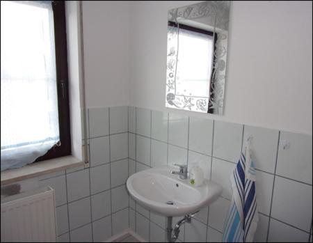 Ferienwohnung Kohrener Land Ngoại thất bức ảnh